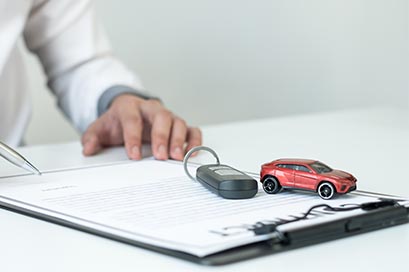 Quali sono le differenze tra leasing e noleggio a lungo termine?
