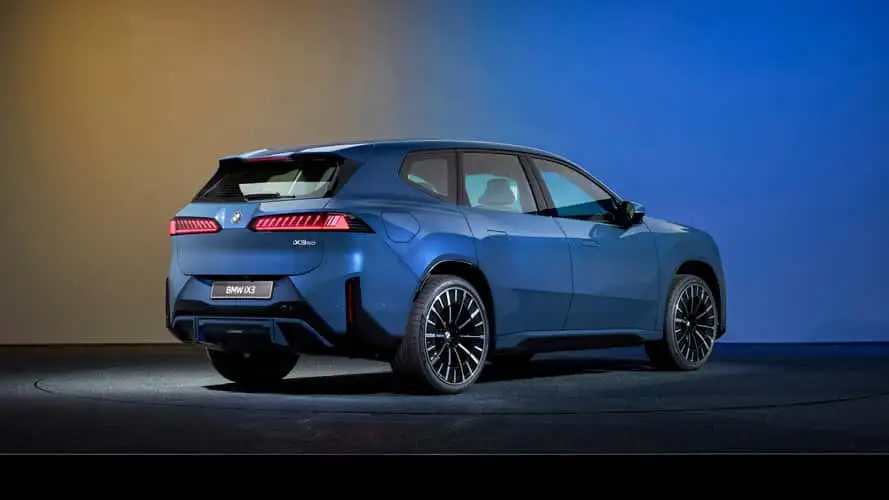 nuova bmw ix3 laterale