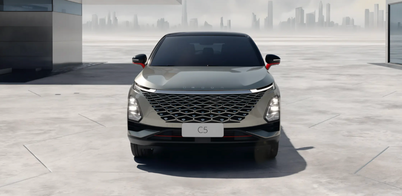 nuova omoda 5 frontale