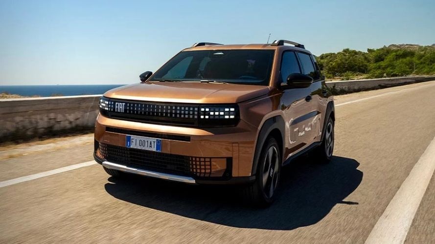 nuova fiat grande panda frontale