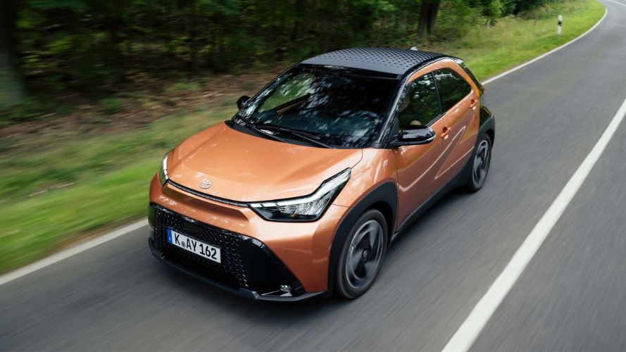 nuova toyota aygo x tetto
