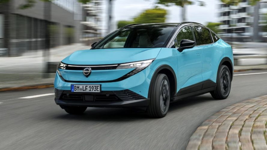 nuova nissan leaf 2026