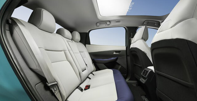 nissan leaf interni